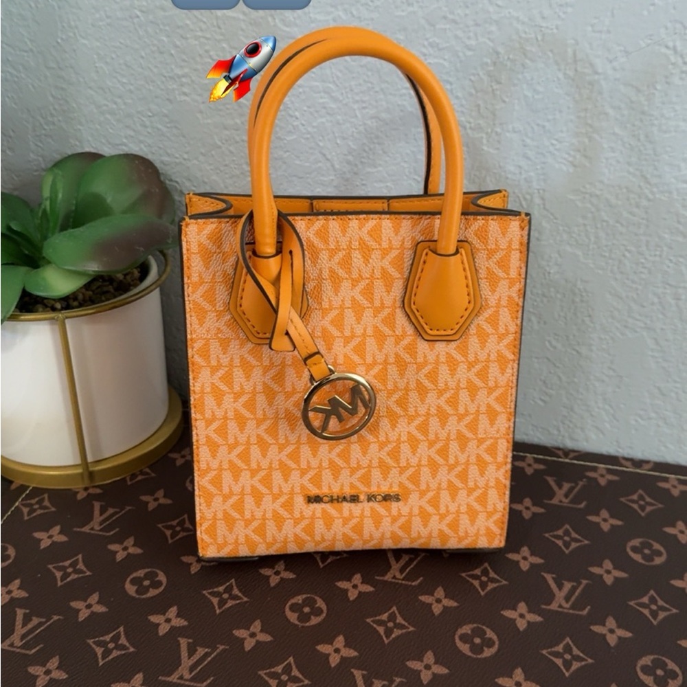 Michael Kors Orange Mini Bag